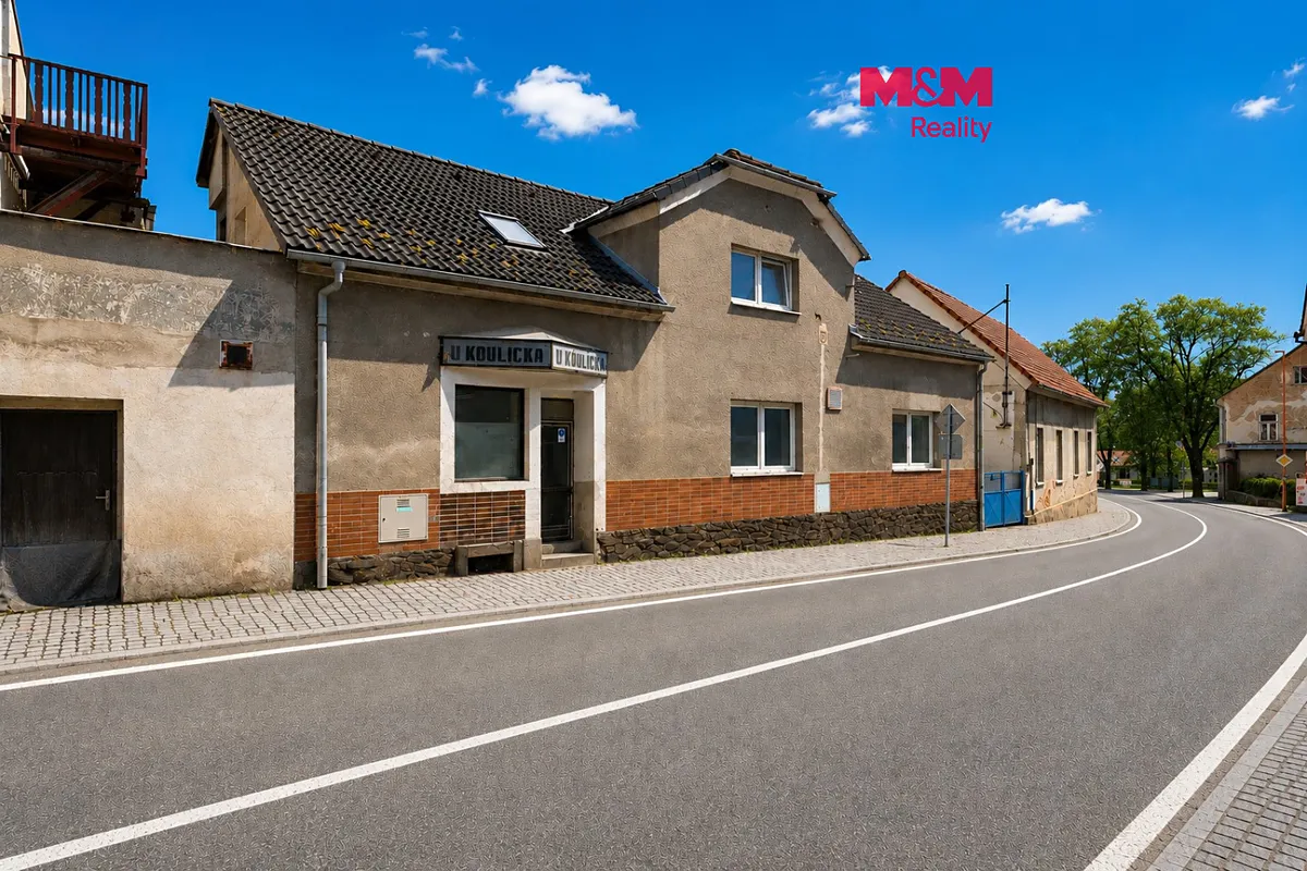Prodej rodinného domu 250 m², pozemek 234 m²